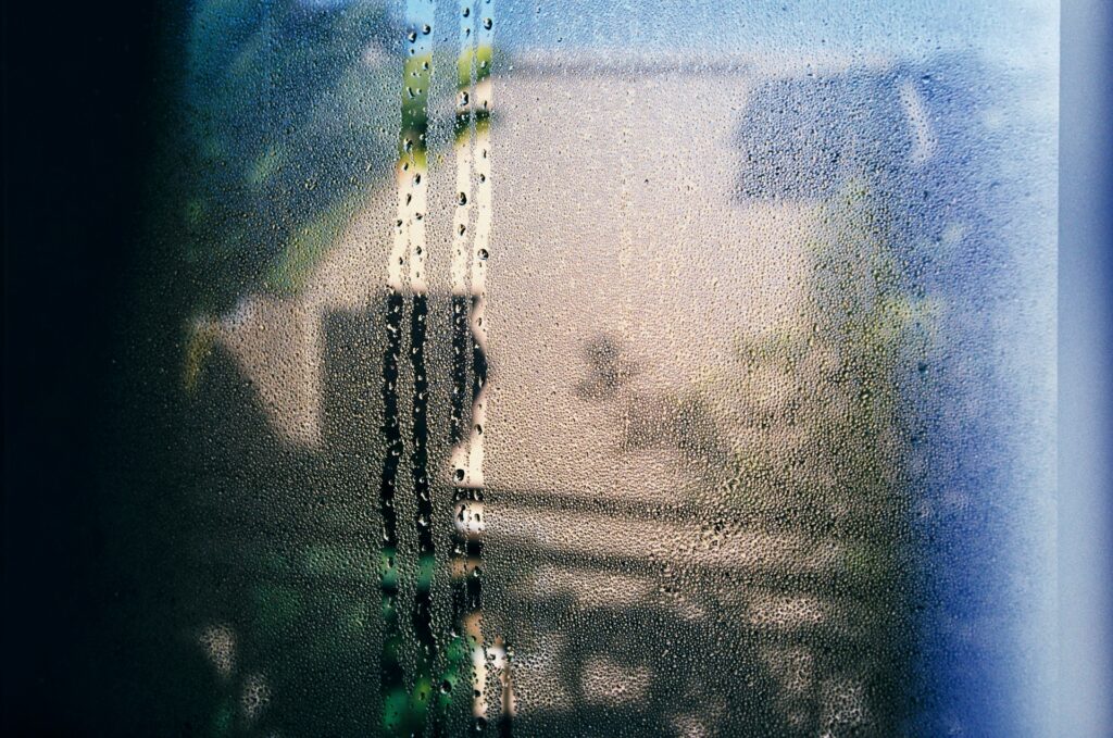 Should New Windows Have Condensation on the Inside?